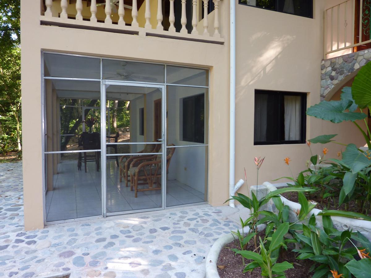 Villas Pico Bonito La Ceiba Exterior photo